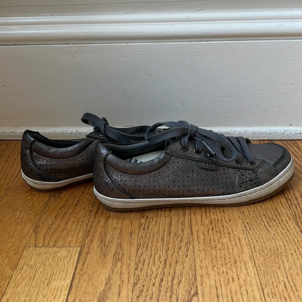 Taos Freedom metallic sneakers